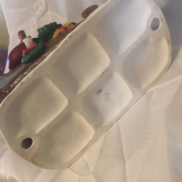 Christmas Delight Porcelain Santa With Sleigh NIB - Picture 6 of 9